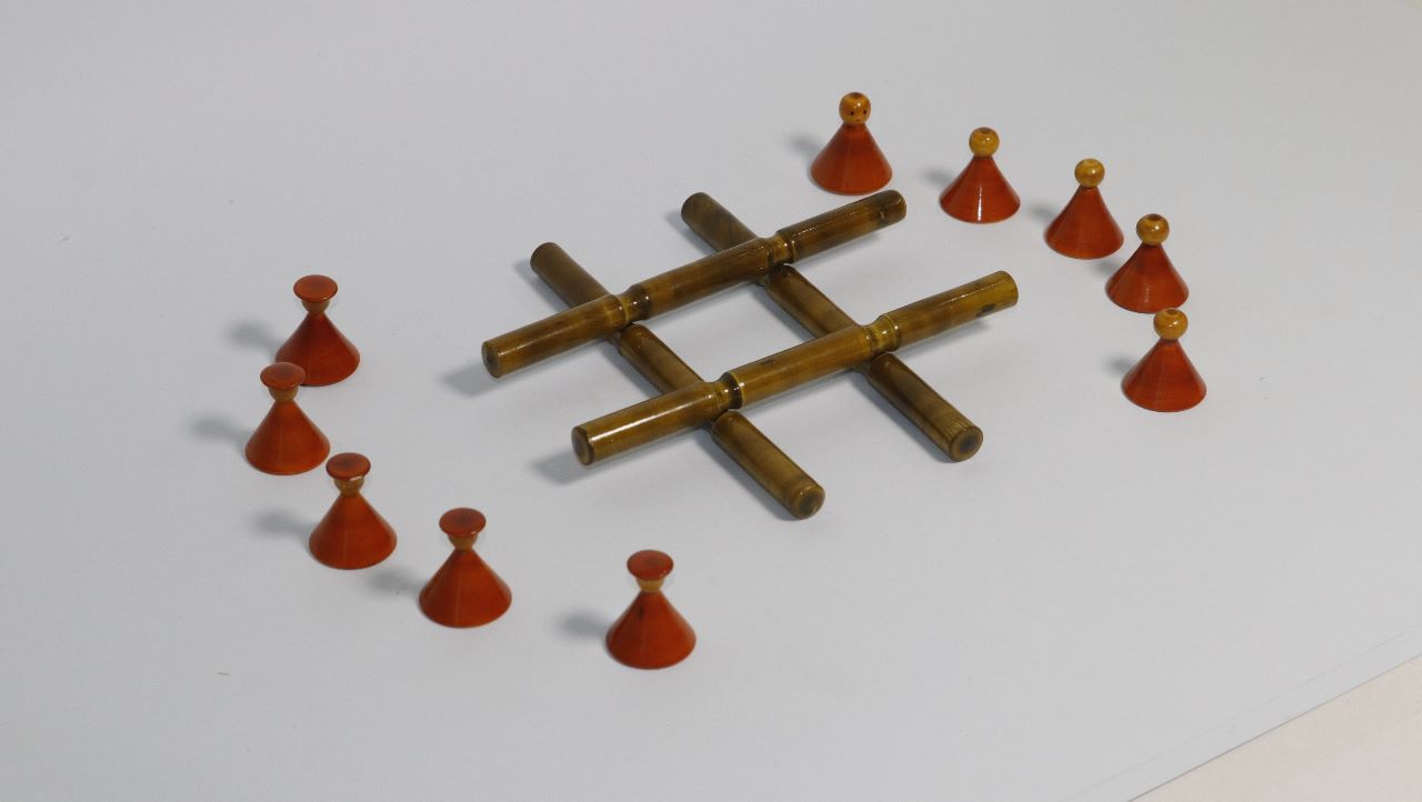 Tic-Tac-Toe Travelling Set